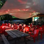 Dkamping Village مكان تخييم