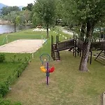Dkamping Village 4* إيسبرا