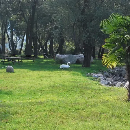 Dkamping Village אתר קמפינג איספרה