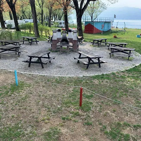 伊斯普拉国际露营旅馆 营地
