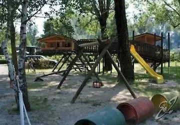 Dkamping Village איספרה