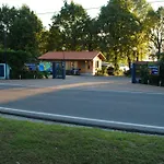 Dkamping Village 4*