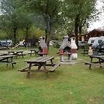 Dkamping Village Испра