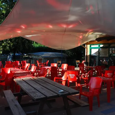 Dkamping Village キャンプ場