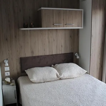 Dkamping Village キャンプ場 イスプラ