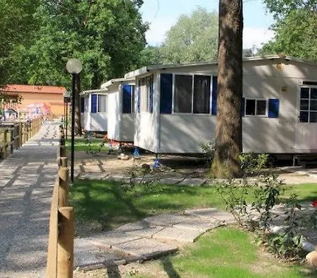 Dkamping Village - International Kemping