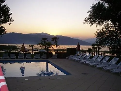 Dkamping Village イスプラ