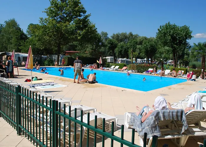 Dkamping Village キャンプ場